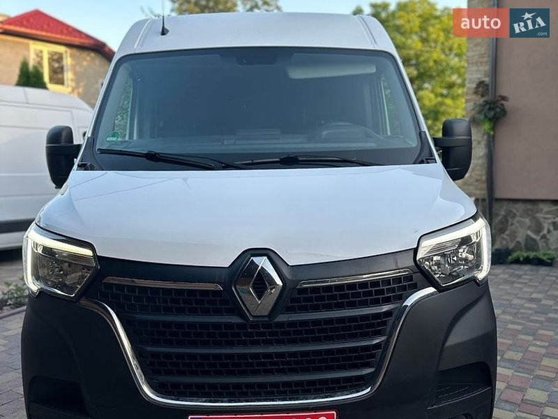 Вантажний фургон Renault Master 2022 в Калуші