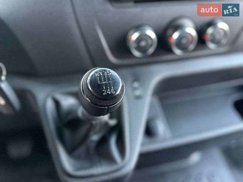Вантажний фургон Renault Master 2022 в Калуші