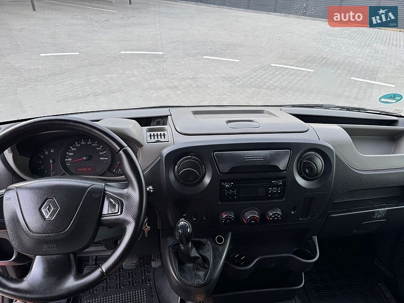 Тентованый Renault Master 2015 в Дубно