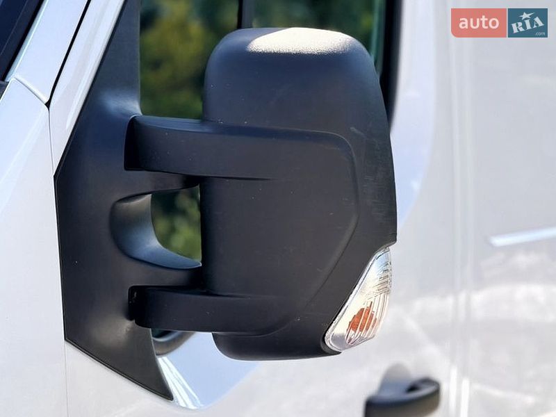 Вантажний фургон Renault Master 2022 в Києві