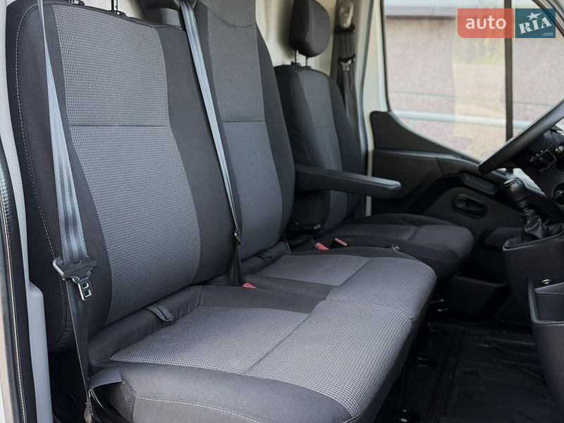 Вантажний фургон Renault Master 2022 в Києві