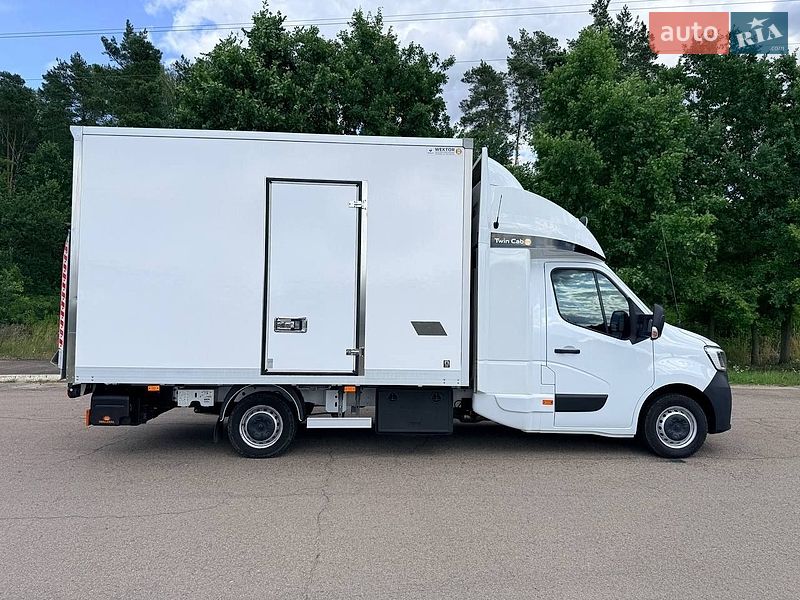 Грузовой фургон Renault Master 2023 в Киеве