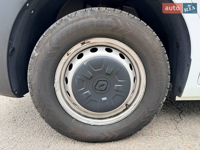 Грузовой фургон Renault Master 2023 в Киеве