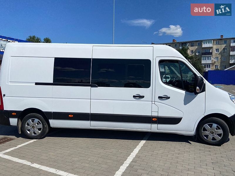 Грузопассажирский фургон Renault Master 2018 в Калуше