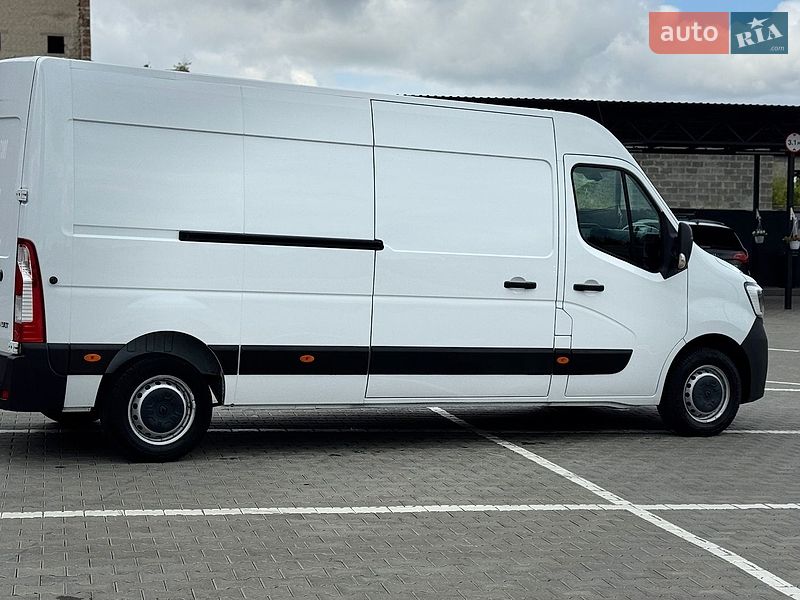 Вантажний фургон Renault Master 2023 в Дубні