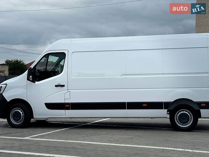 Грузовой фургон Renault Master 2023 в Дубно