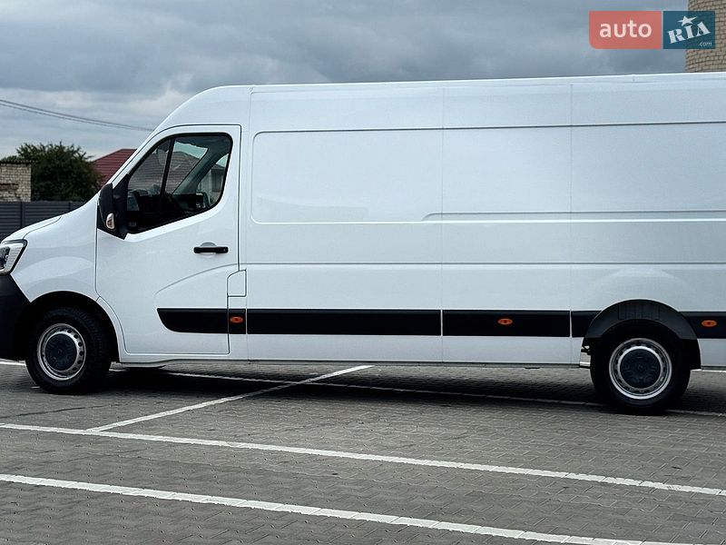 Вантажний фургон Renault Master 2023 в Дубні