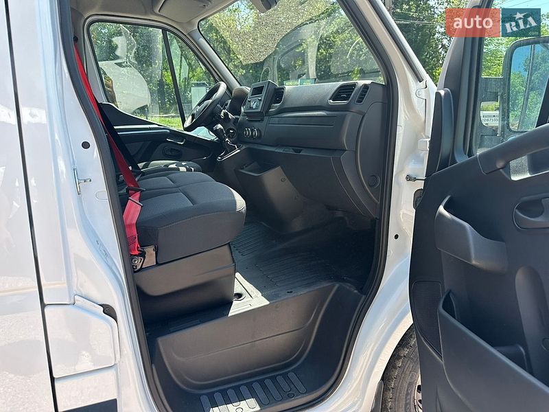 Вантажний фургон Renault Master 2022 в Рівному фото 17 Вантажний фургон Renault Master 2022 в Рівному
