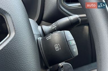 Грузовой фургон Renault Master 2022 в Умани
