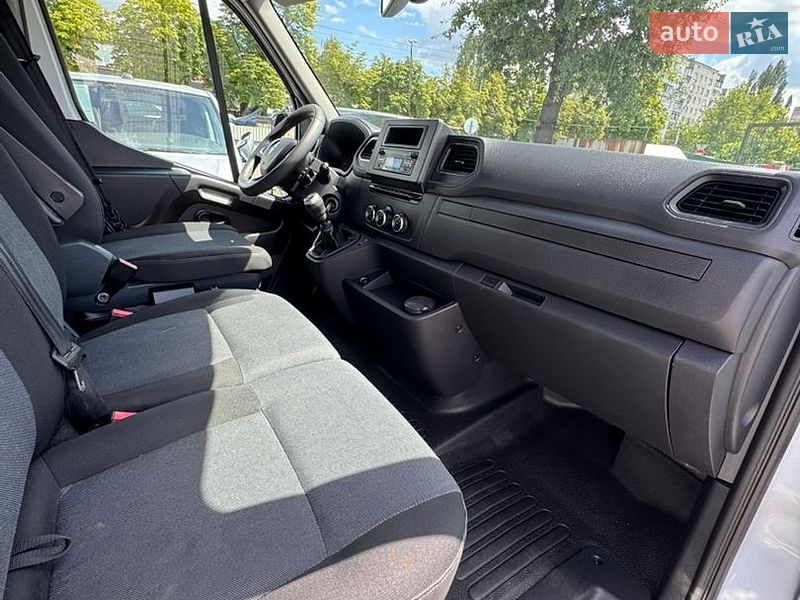 Грузовой фургон Renault Master 2021 в Киеве