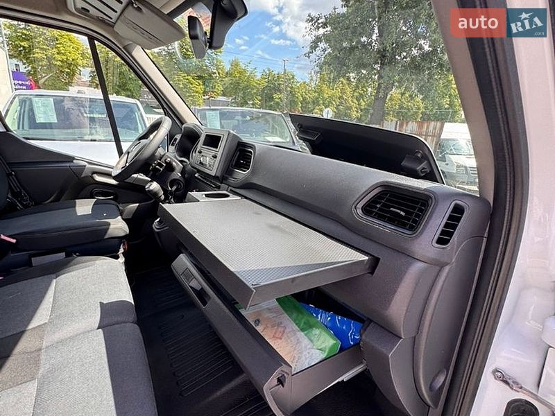 Грузовой фургон Renault Master 2021 в Киеве