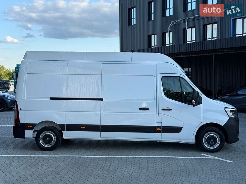 Вантажний фургон Renault Master 2020 в Дубні