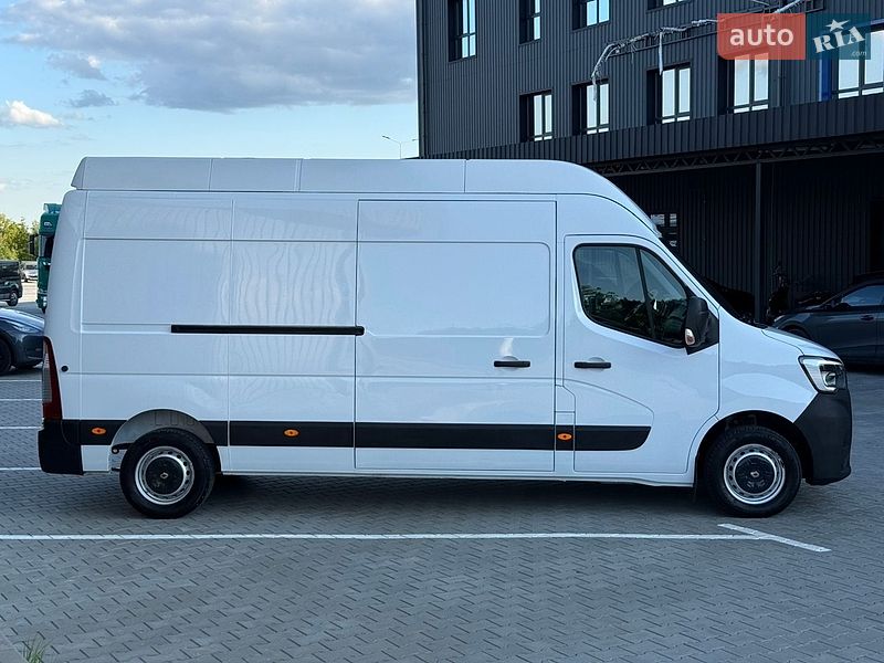 Вантажний фургон Renault Master 2020 в Дубні