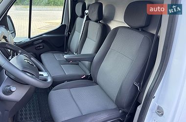 Вантажний фургон Renault Master 2020 в Дубні
