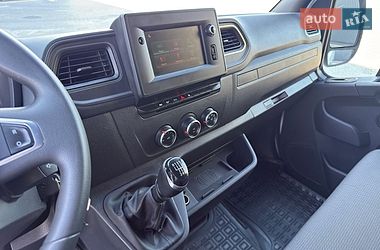 Вантажний фургон Renault Master 2020 в Дубні