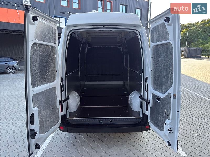 Вантажний фургон Renault Master 2020 в Дубні