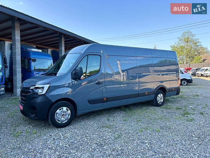 Грузовой фургон Renault Master 2022 в Хусте