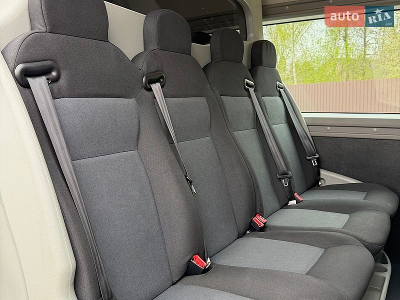 Вантажопасажирський фургон Renault Master 2021 в Млиніві