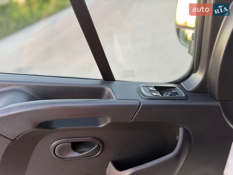 Вантажний фургон Renault Master 2021 в Дубні фото 23 Вантажний фургон Renault Master 2021 в Дубні