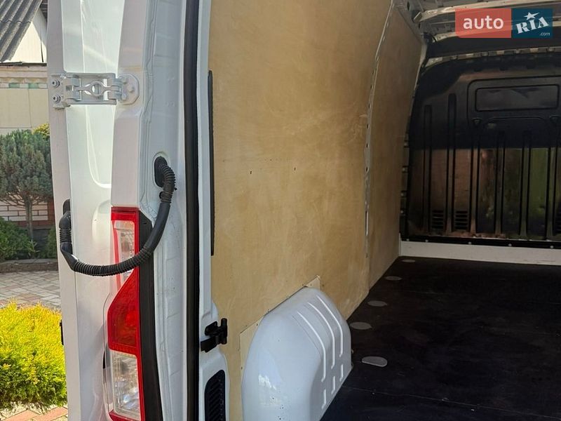 Вантажний фургон Renault Master 2022 в Умані фото 13 Вантажний фургон Renault Master 2022 в Умані