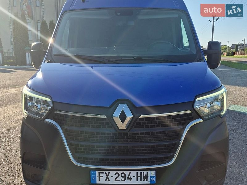 Грузовой фургон Renault Master 2021 в Дубно
