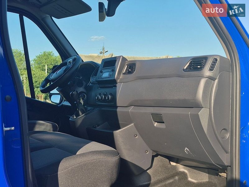 Грузовой фургон Renault Master 2021 в Дубно