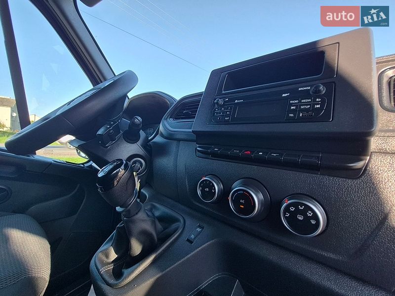 Грузовой фургон Renault Master 2021 в Дубно