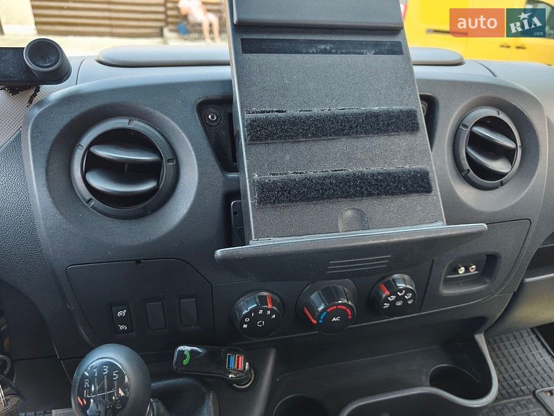 Мінівен Renault Master 2011 в Трускавці
