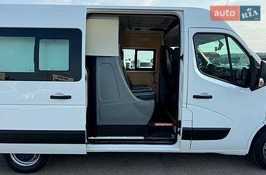 Грузопассажирский фургон Renault Master 2017 в Киеве