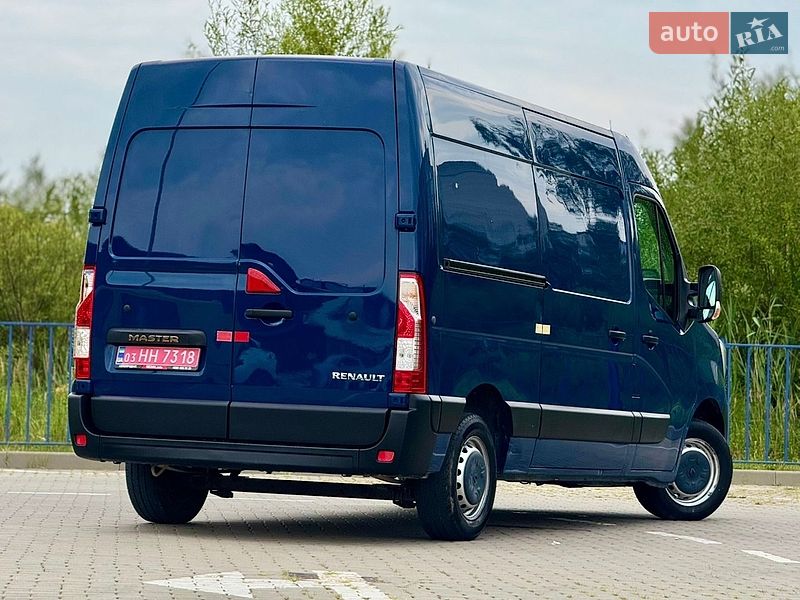 Вантажний фургон Renault Master 2021 в Трускавці