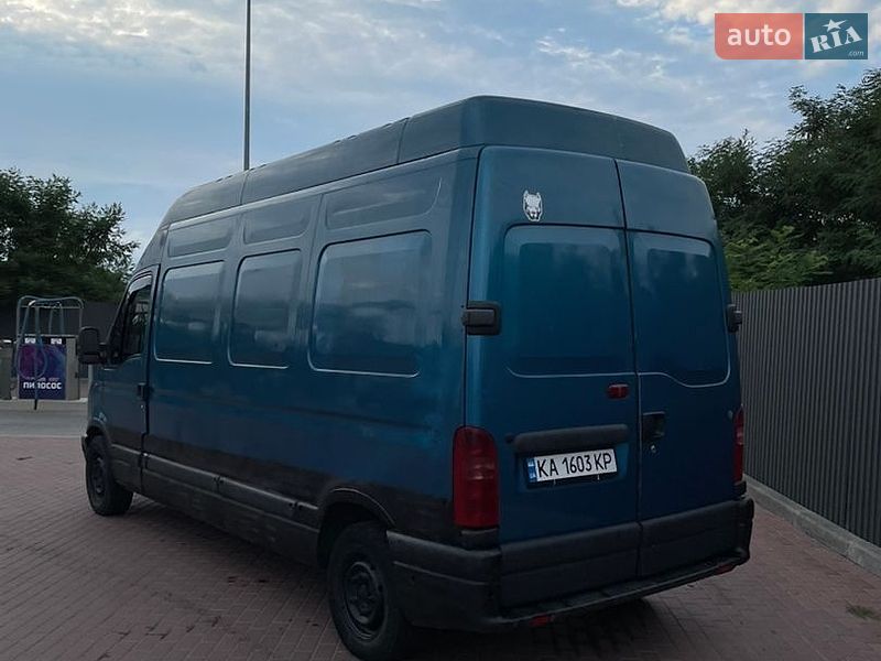 Вантажний фургон Renault Master 2000 в Сарнах