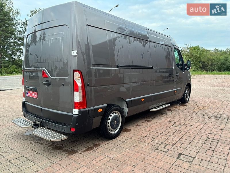 Вантажний фургон Renault Master 2020 в Калуші