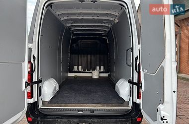 Вантажний фургон Renault Master 2020 в Калуші