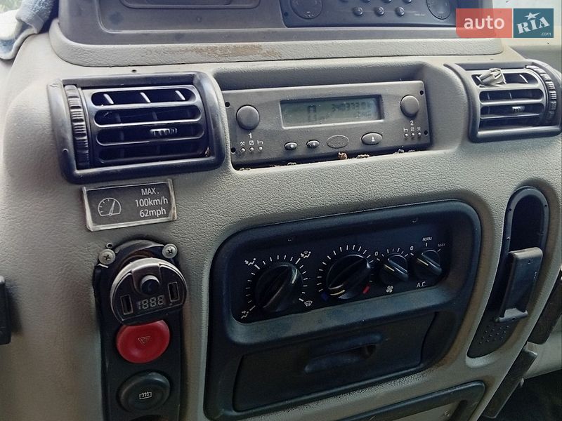 Минивэн Renault Master 2003 в Херсоне