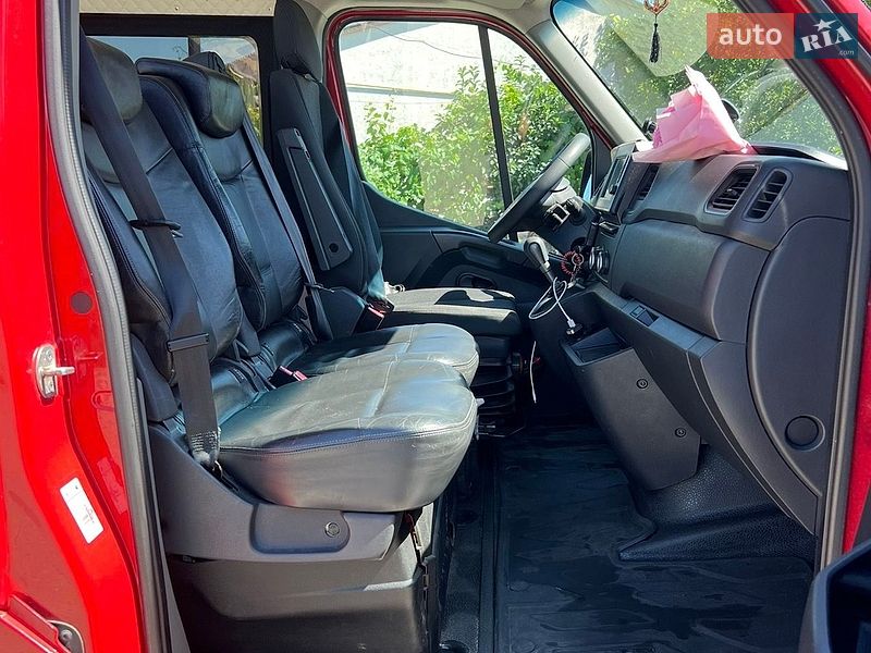 Микроавтобус Renault Master 2020 в Берестечку