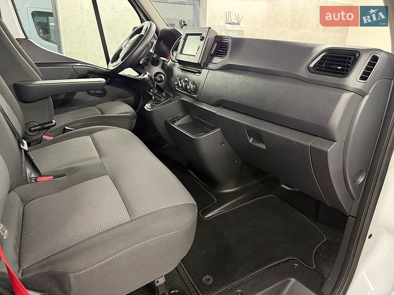 Микроавтобус грузовой (до 3,5т) Renault Master 2022 в Полтаве