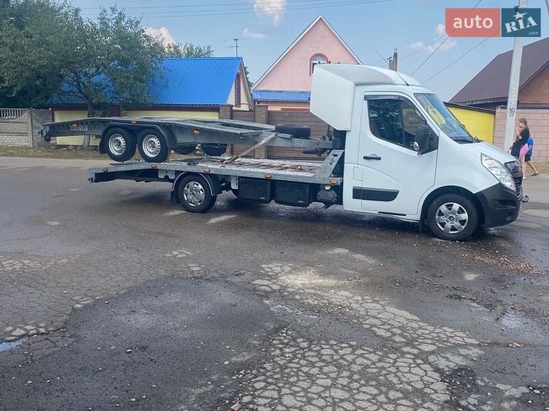 Эвакуатор Renault Master 2016 в Броварах