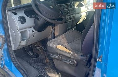 Вантажний фургон Renault Master 2010 в Львові