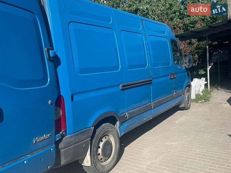 Вантажний фургон Renault Master 2010 в Львові