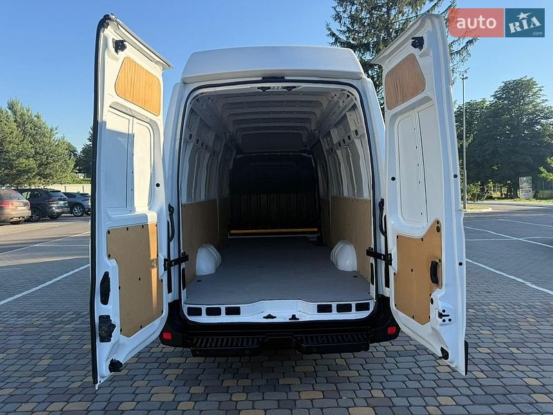Грузовой фургон Renault Master 2019 в Луцке