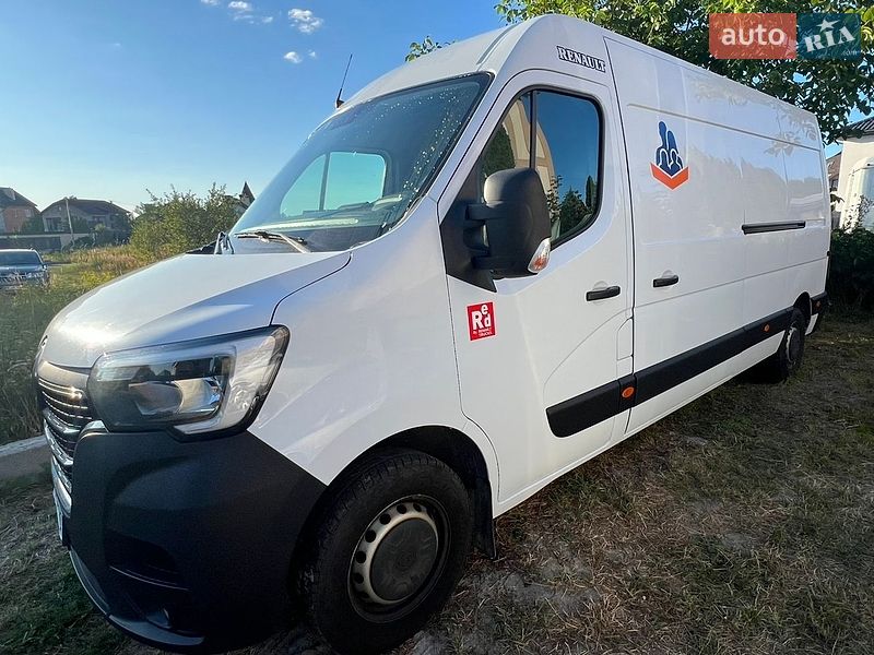 Вантажний фургон Renault Master 2022 в Львові