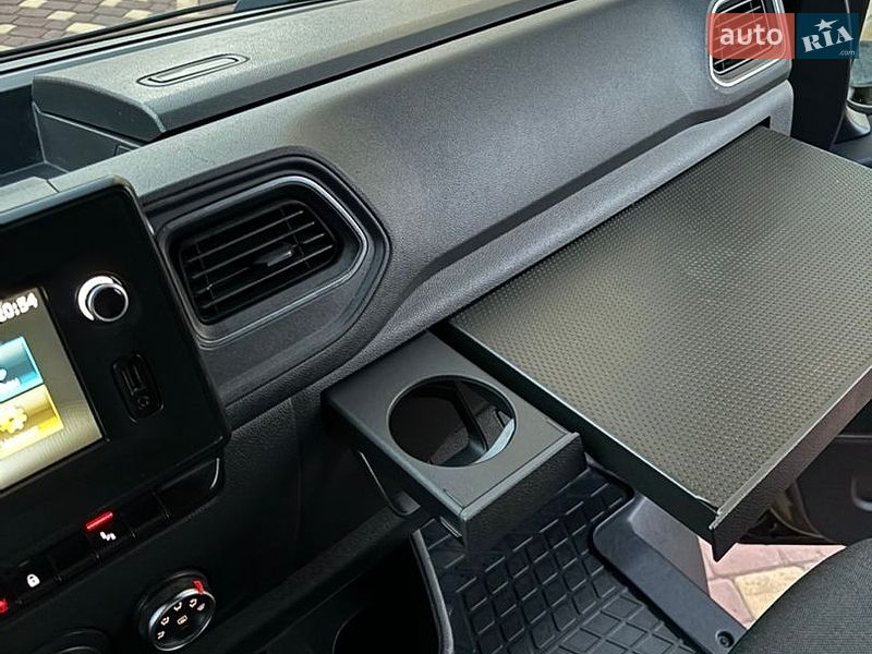 Грузовой фургон Renault Master 2022 в Тернополе фото 68 Грузовой фургон Renault Master 2022 в Тернополе