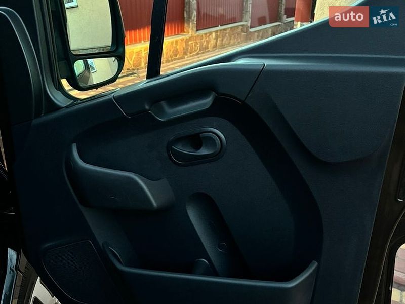 Грузовой фургон Renault Master 2022 в Тернополе фото 73 Грузовой фургон Renault Master 2022 в Тернополе