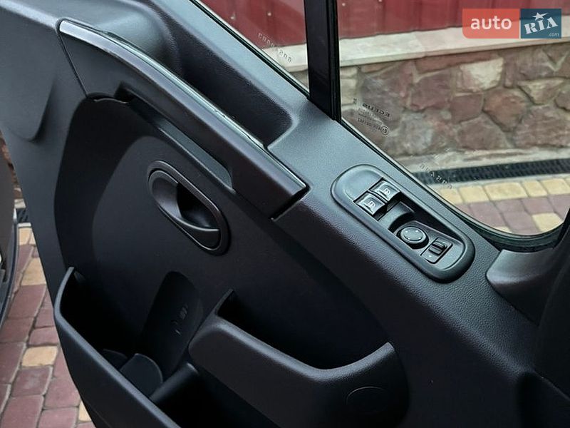 Грузовой фургон Renault Master 2022 в Тернополе фото 62 Грузовой фургон Renault Master 2022 в Тернополе