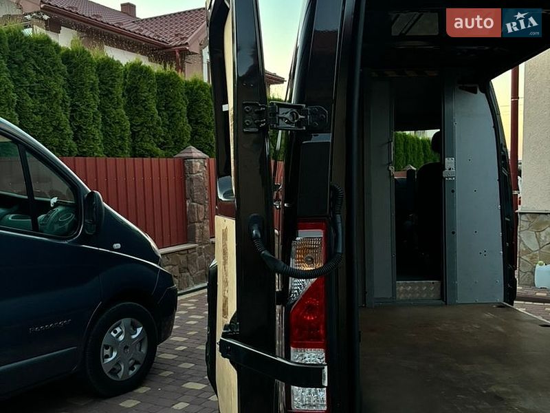 Грузовой фургон Renault Master 2022 в Тернополе фото 13 Грузовой фургон Renault Master 2022 в Тернополе
