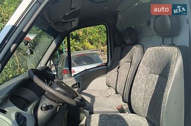 Грузовой фургон Renault Master 2010 в Умани