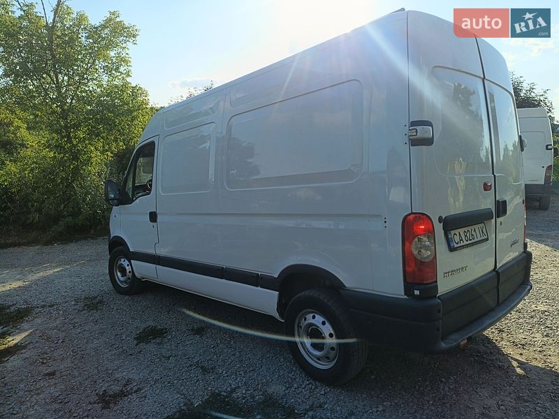Грузовой фургон Renault Master 2010 в Умани