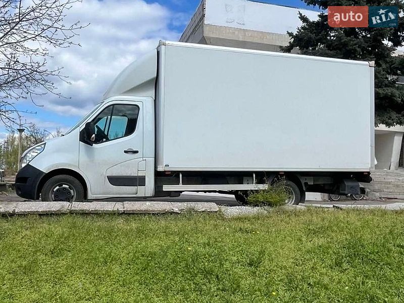 Мікроавтобус вантажний (до 3,5т) Renault Master 2017 в Врадіївці