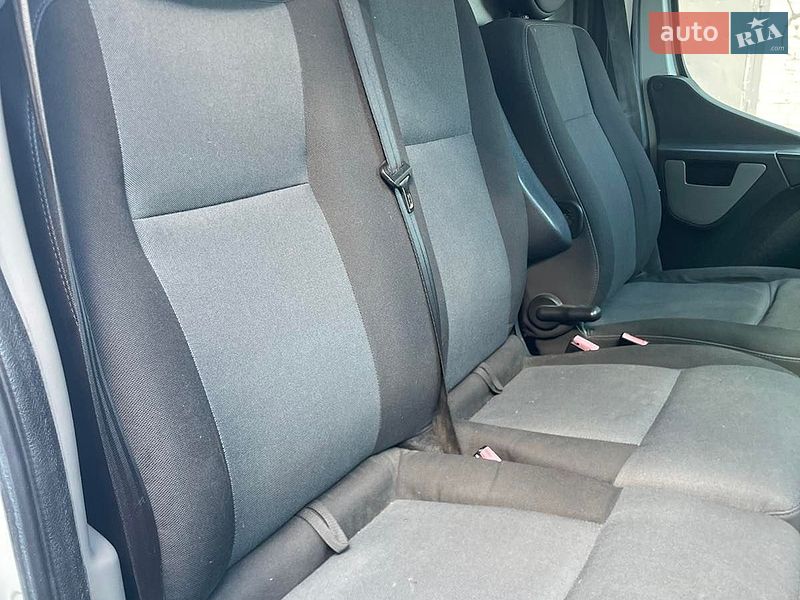 Вантажний фургон Renault Master 2012 в Житомирі фото 10 Вантажний фургон Renault Master 2012 в Житомирі