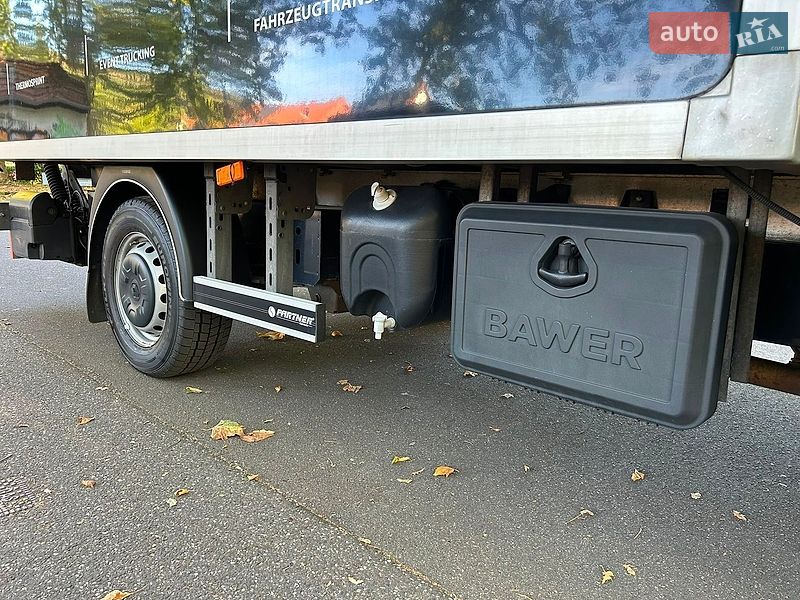 Інші вантажівки Renault Master 2021 в Нововолинську